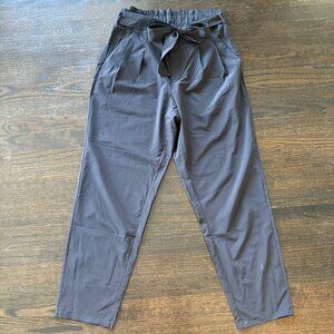 Athleta Skyline Pant II with Belt in Size 8